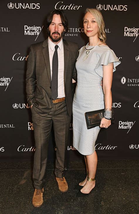 keanu reeves novia.